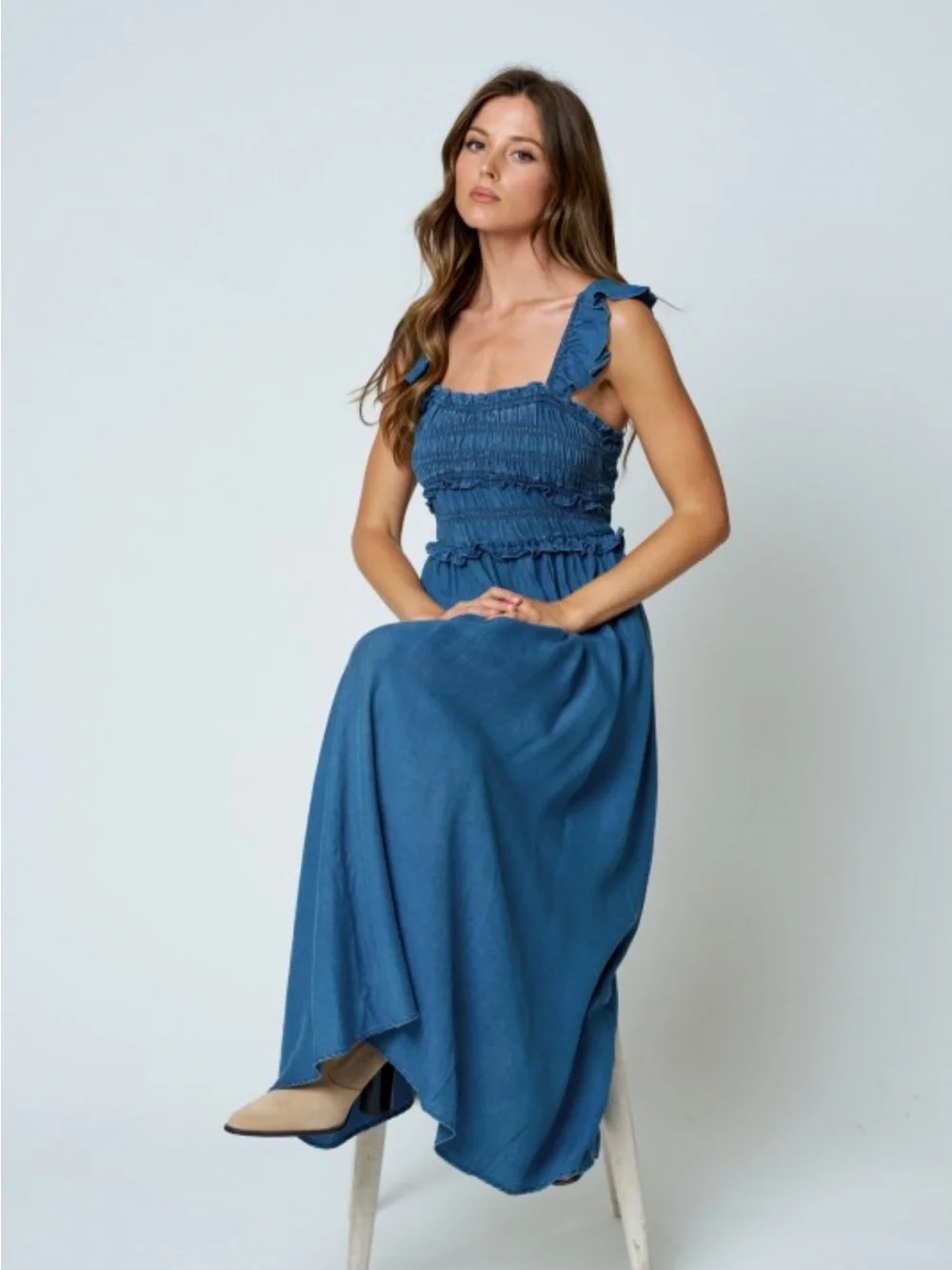 🆕🤍DENIM ARI DRESS - Picture 3 of 3